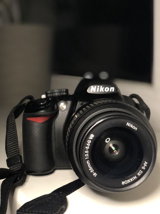 Фотоапарат Nikon D3100