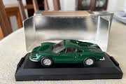 Ferrari Dino 246 GT (1968) - Vitesse - escala 1/43 - como NOVO