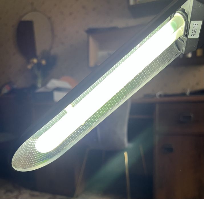 Лампа настольная