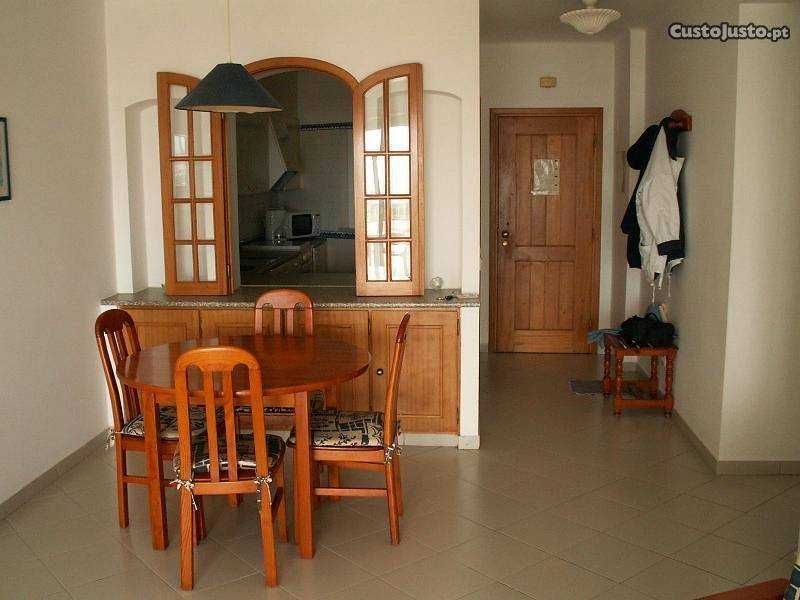 Apartamento T1 totalmente equipado, em Ferragudo