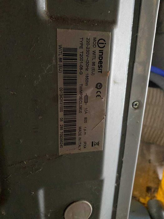 пральна машинка indesit (на деталі)