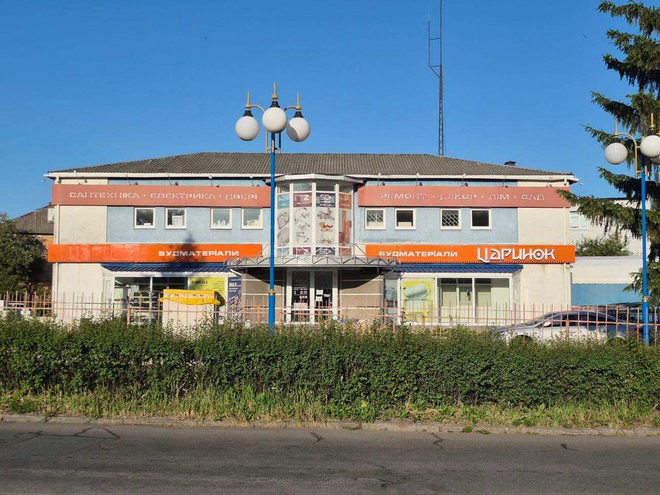 Окрема 2х поверх.будівля 550 м2 б.Олександрійський 108+ділянка 2000 м2