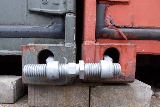 Łączenie kontenerów części do kontenera bridgefitting twist lock śruba