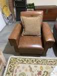 3 Sofás vintage usados em pele e tecido