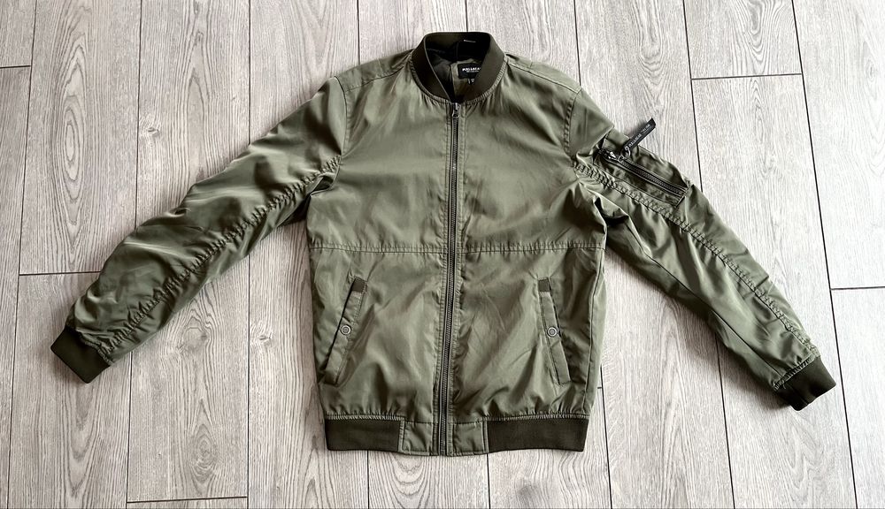 Nowa kurtka bomberka Pull & Bear S/M