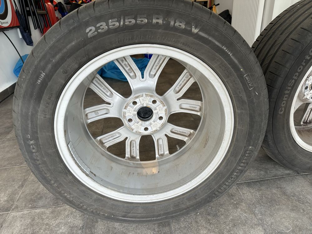 Felgi 18 z oponami orginał VW Tiguan 2 super stan 5NA 601 025