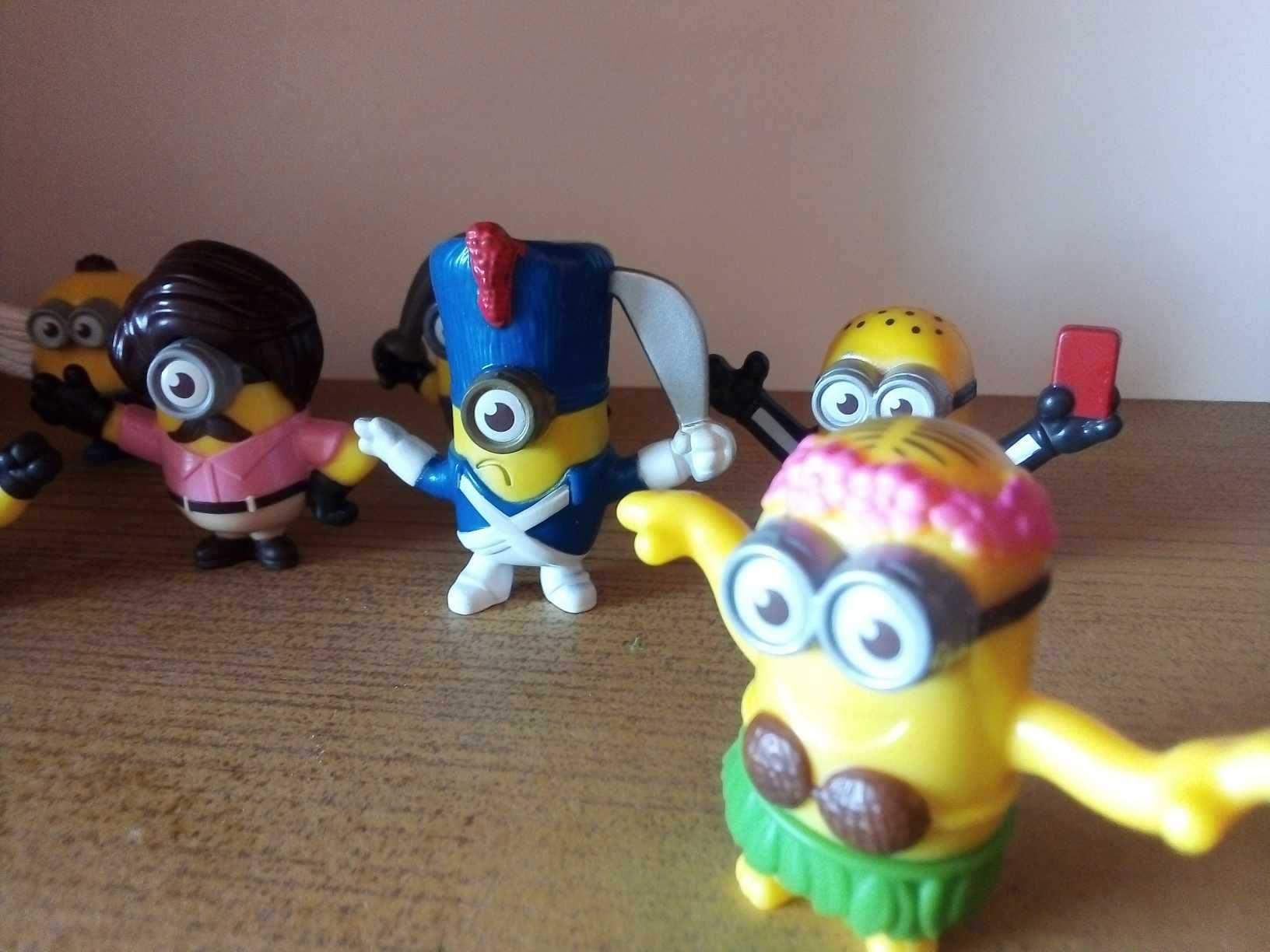 Zestaw figurek Minionki