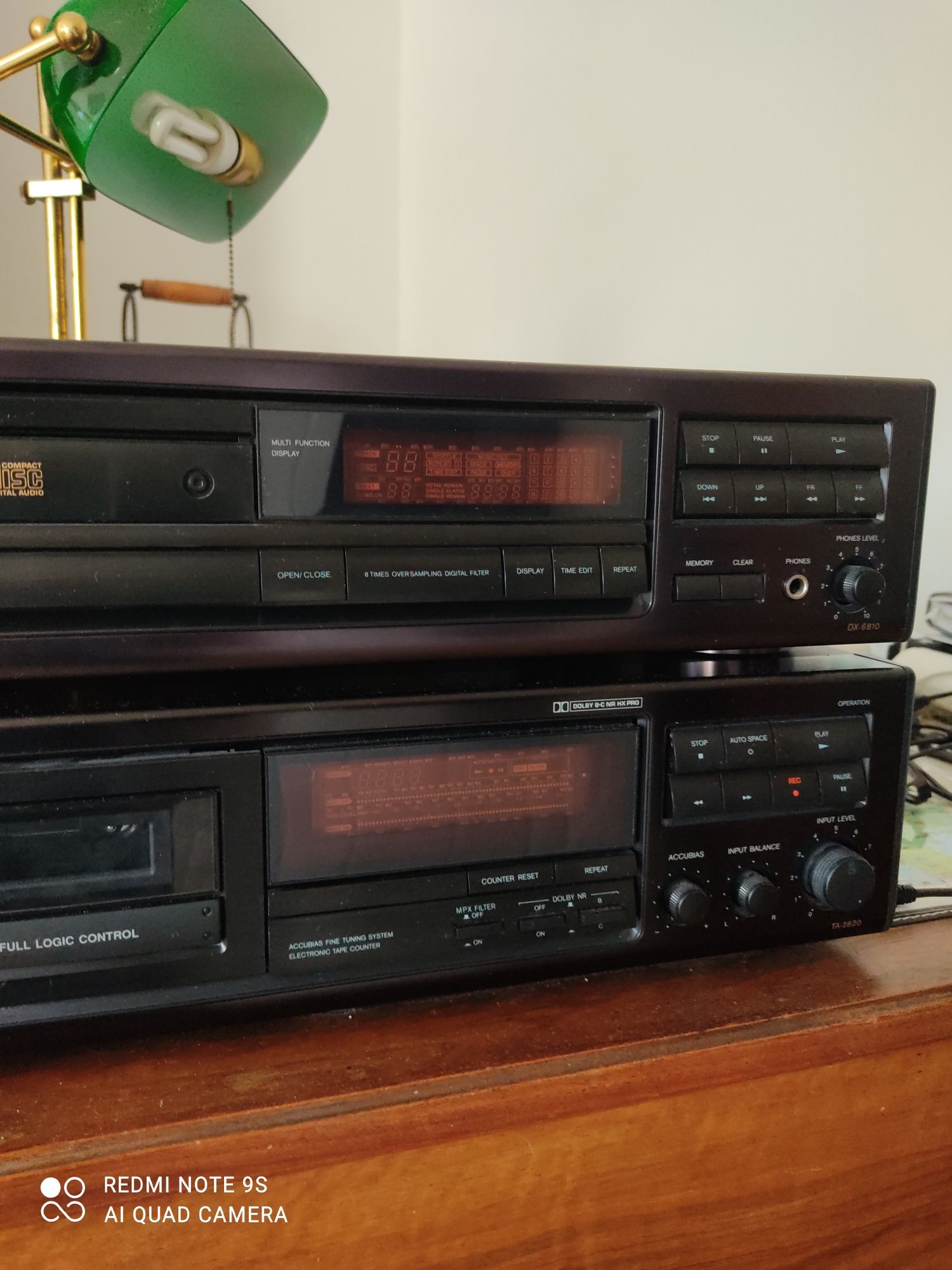 Odtwarzacz CD Onkyo DX6810