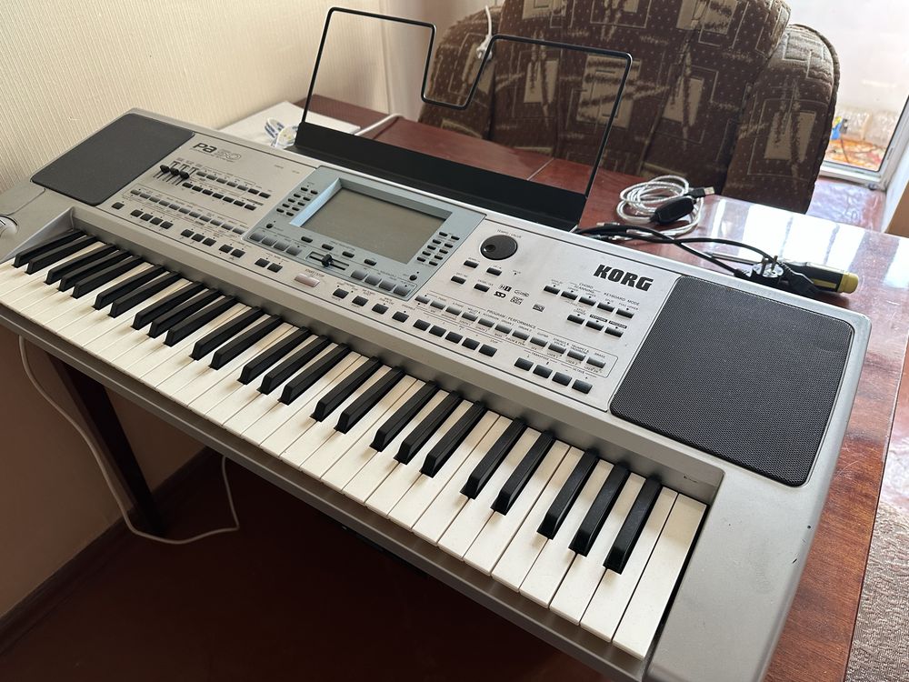 Korg PA-50 синтезатор