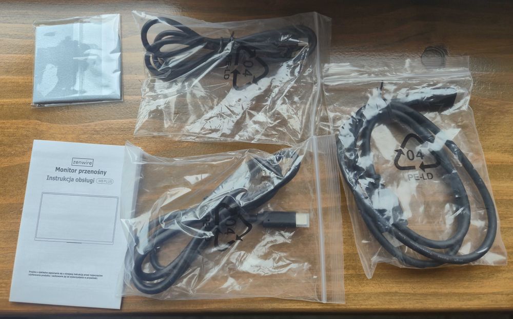 Monitor Zenwire M8P 15.6' | Etui | Stan Idealny