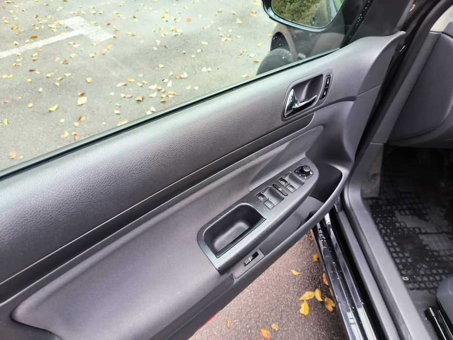 Volkswagen Golf 5, 2005 рік, бензин 1.4 BCA