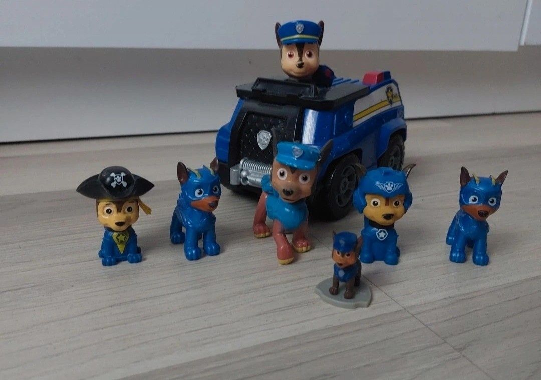Psi Patrol Chase Auto policyjne z figurka + gratisy
