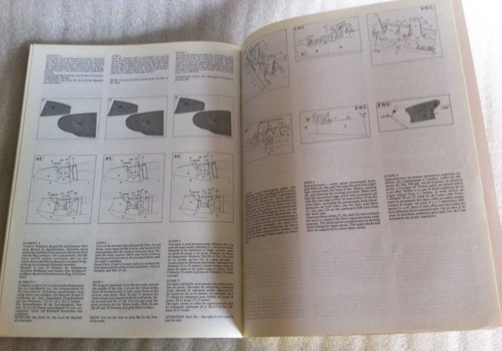 Antigo Álbum construir o "Titanic" da Taschen ~ 135 cms comp. ~ RARO