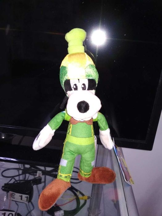 PROMO:Peluche Pateta Super Pilotos 20cm