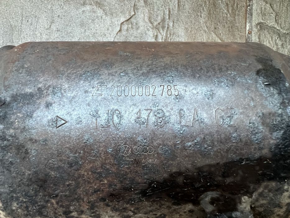 Oryginalny katalizator VW Audi Skoda 1J0 178 LA GE 1.8T AUQ 180km