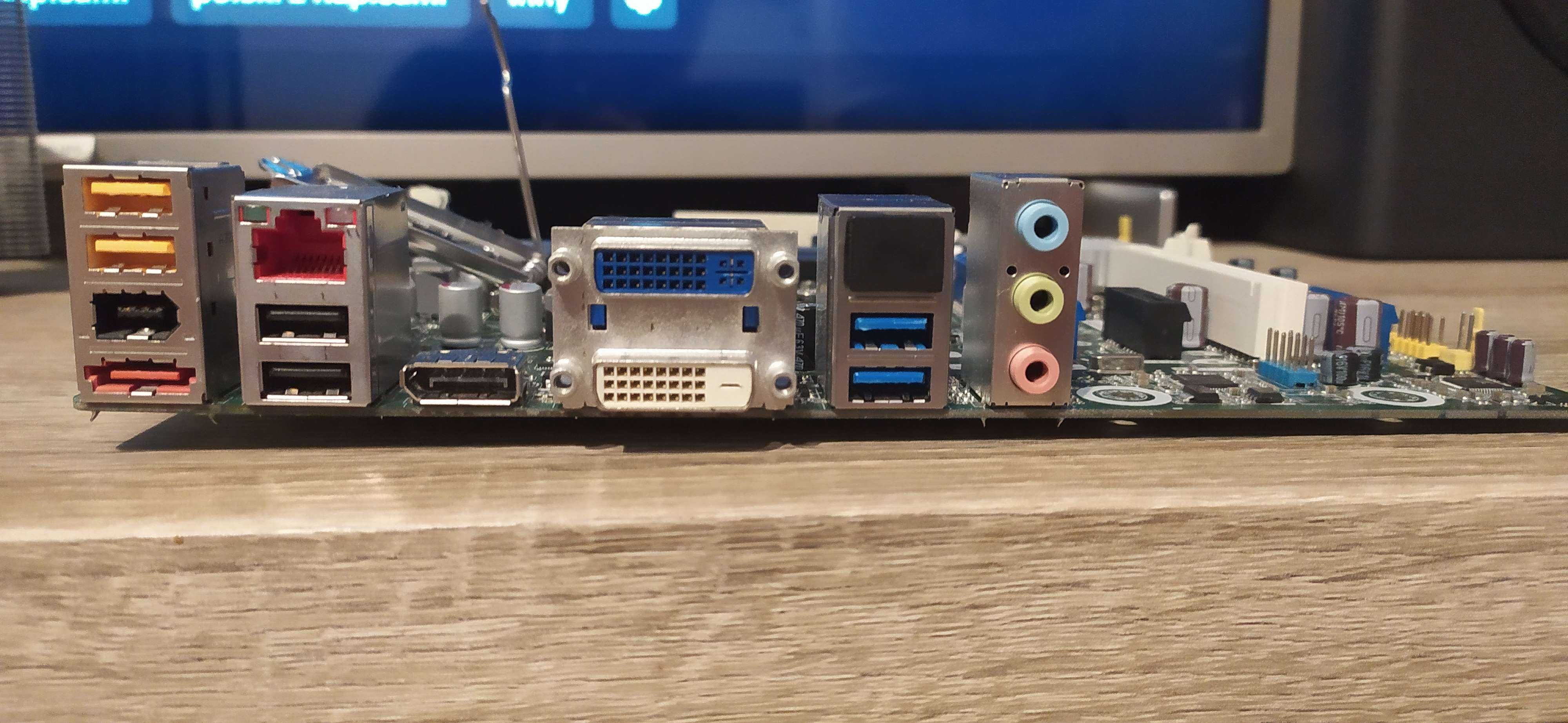 Płyta główna Intel DQ77MK LGA1155 mATX Q77 32GB
