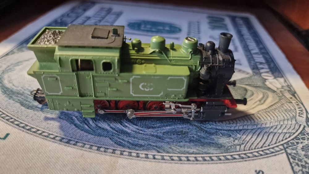 Железная дорога ГДР  ТТ 1/120 Паровоз и 5 вагонов комплект