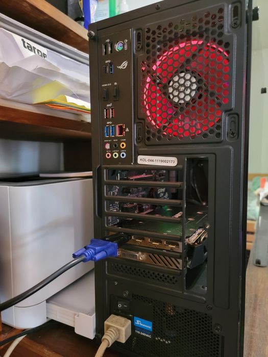 Torre Pc gaming e Monitor lg 24