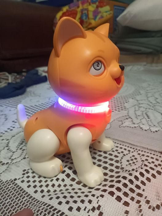 Іграшка, котик рухливий з музикою