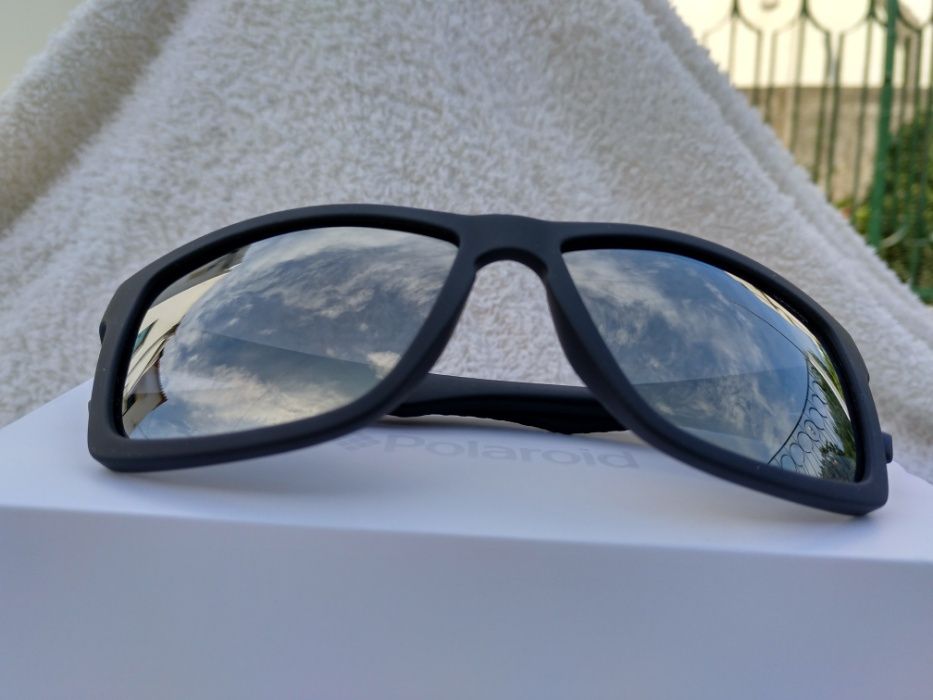 Óculos de Sol Polaroid PLD 7009/N DL5LM