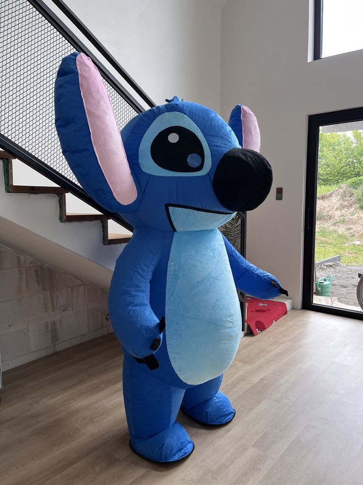 Dmuchany strój Stitcha z baterią