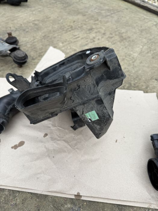 3M51-9F763 r8 корпус фільтра форд