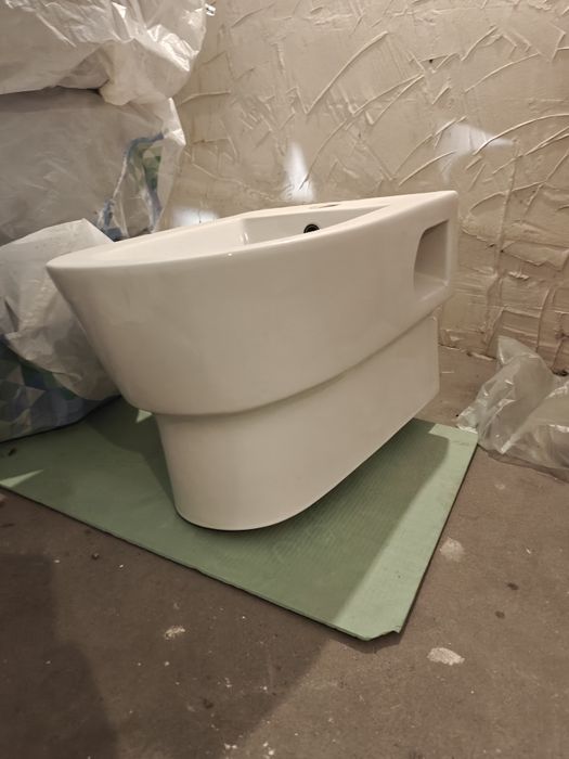 Podwieszany bidet z demontażu