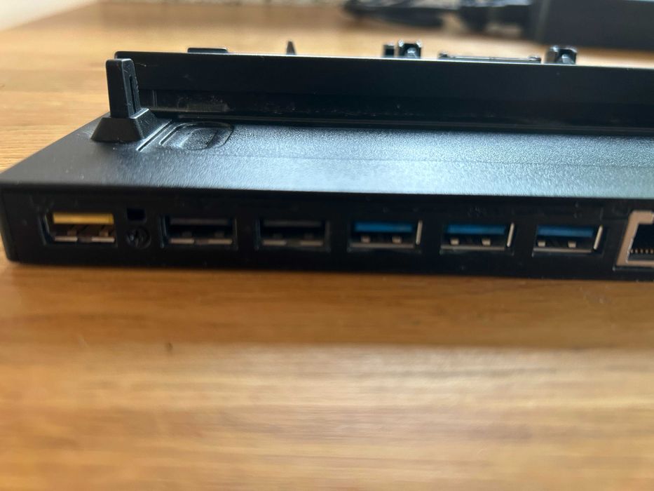 Stacja dokująca z HDMI + zasilacz do ThinkPad T440 T540 X240
