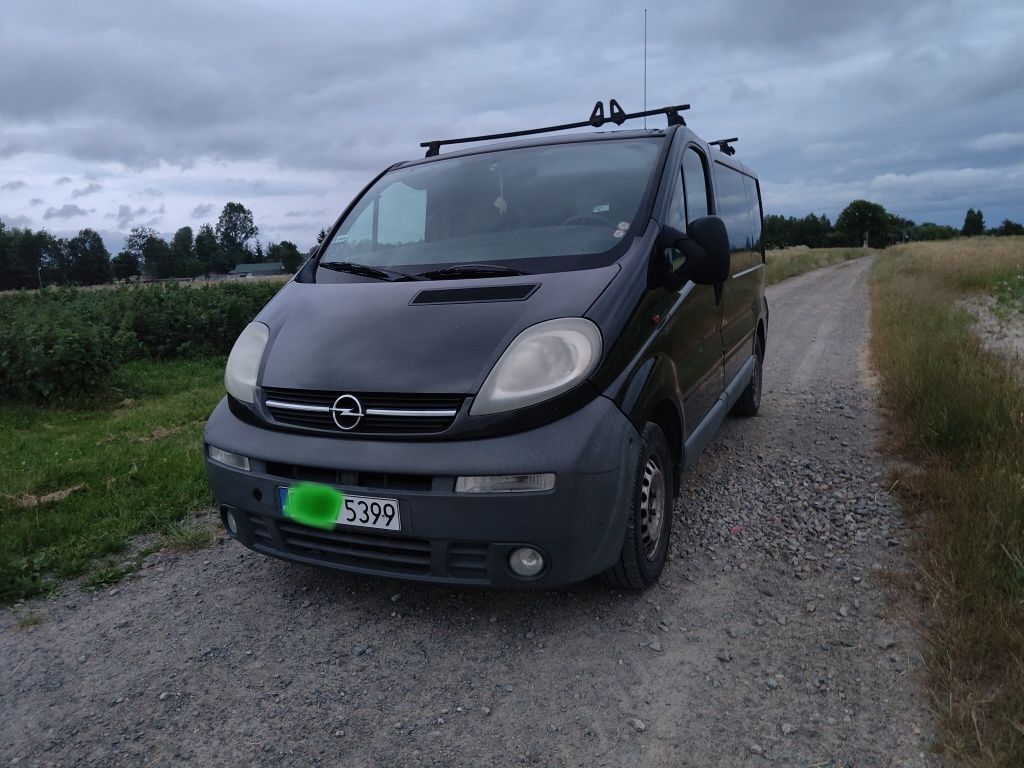 Opel Vivaro 1.9 DTi 2003r HAK Radio Android WEBASTO ZAMIANA