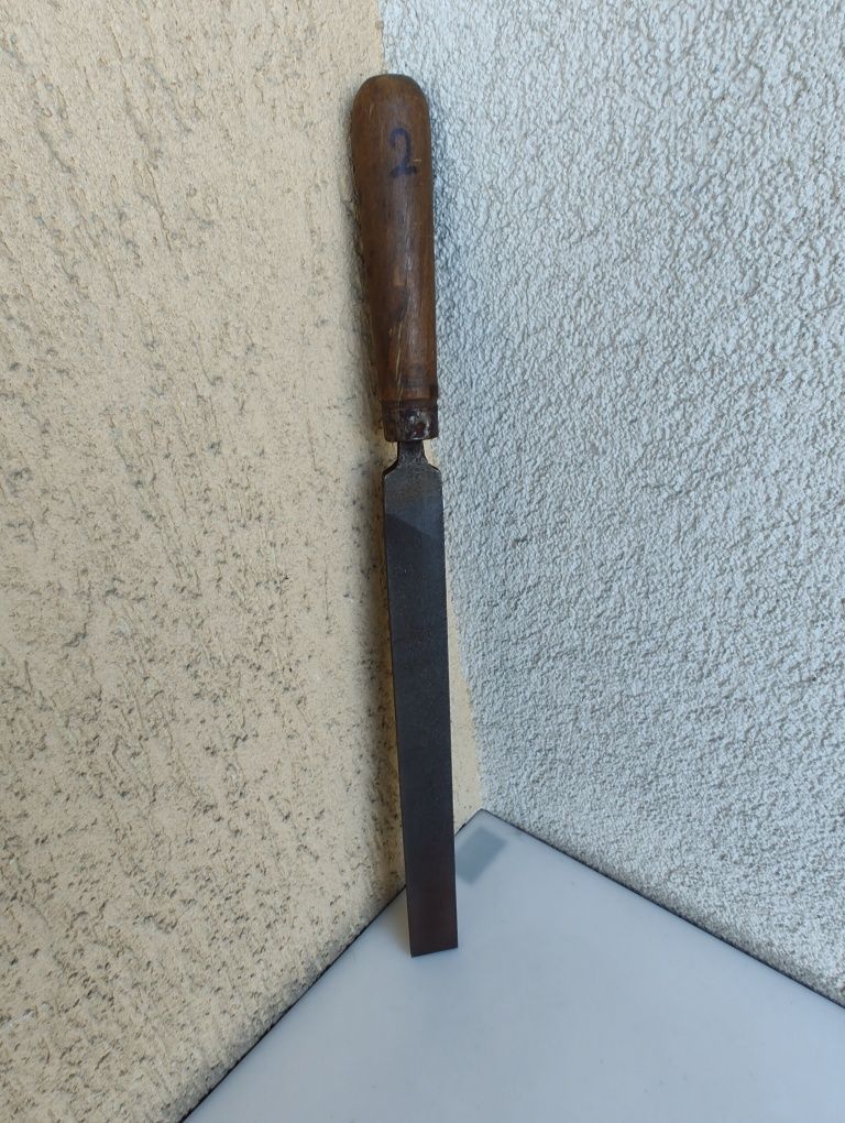 Pilnik ślusarski płaski całkowia długość 47 cm z PRL-u