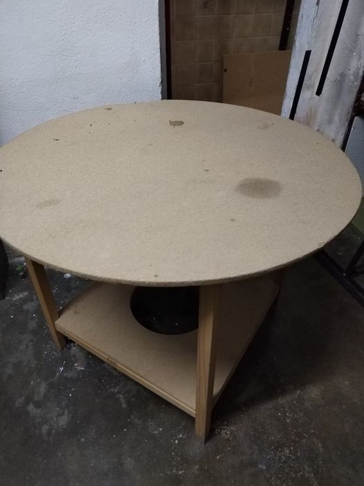 Camilha grande com espaço em baixo para braseira