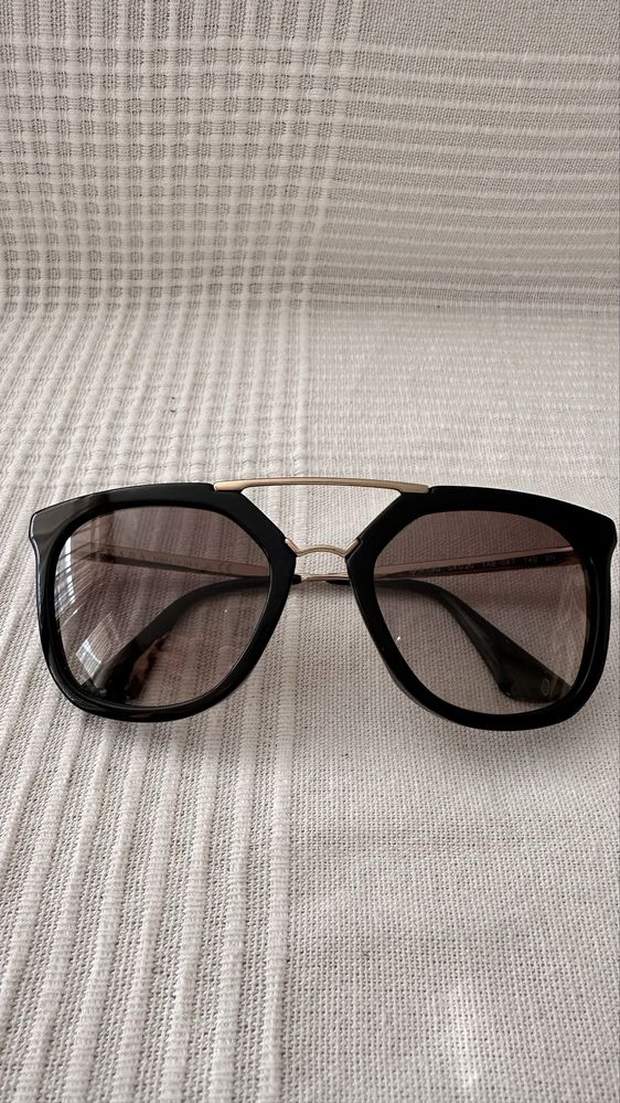 Oculos de sol Prada