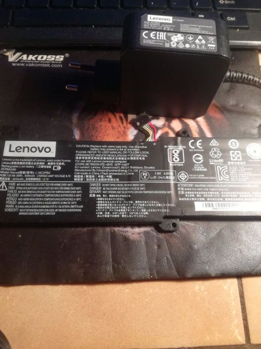Orginalna ładowarka do laptopa i bateria Lenovo