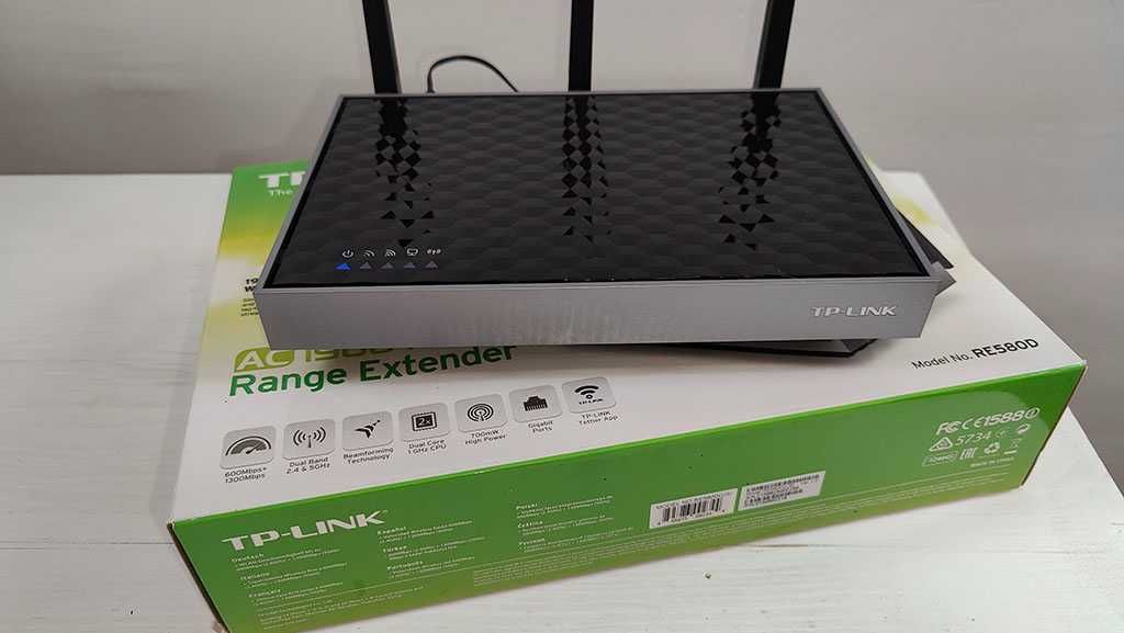 TP-Link RE580D AC1900 Dual Band Wireless Range Extender