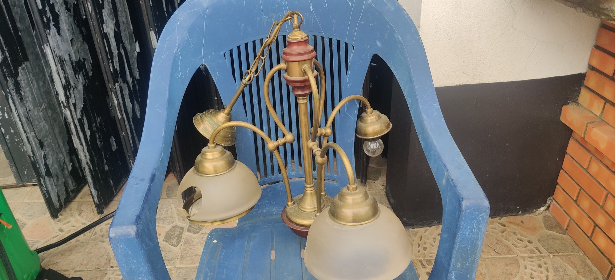 Candeeiro em latão antigo