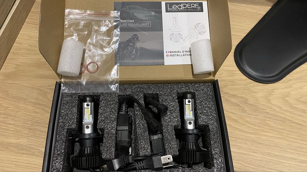 Kit 2 lâmpadas Led Auto - H4