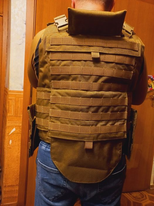 Плитоноска разгрузка бронежилет