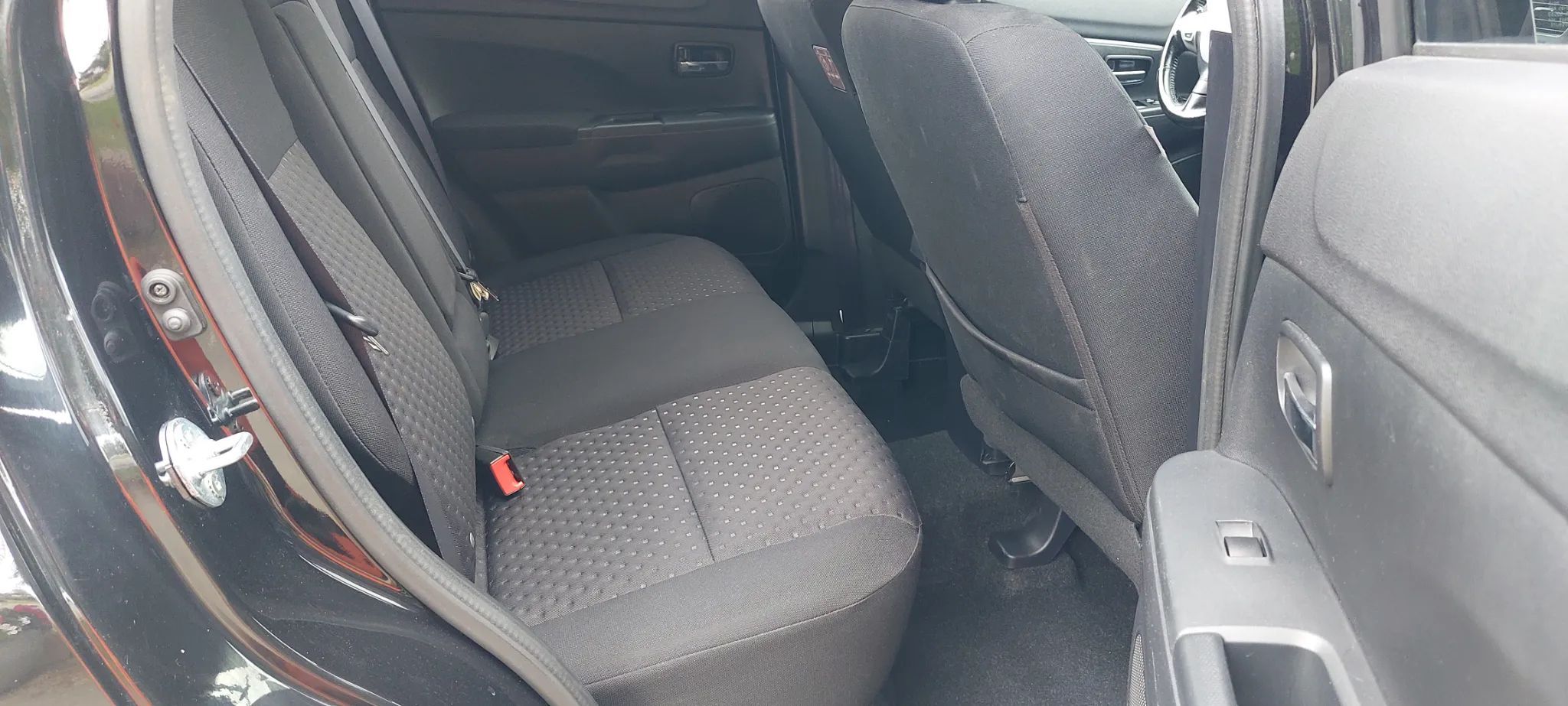 Mitsubishi ASX Perfekcyjny stan ! Serwis do samego końca, czujniki, hak, wielosezon.