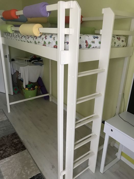 Кроватка дитяча з матрацом довжина 190см