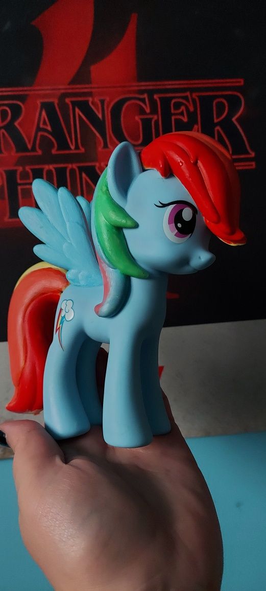 Rainbow Dash My Little Pony G4 custom design-a-pony figurka