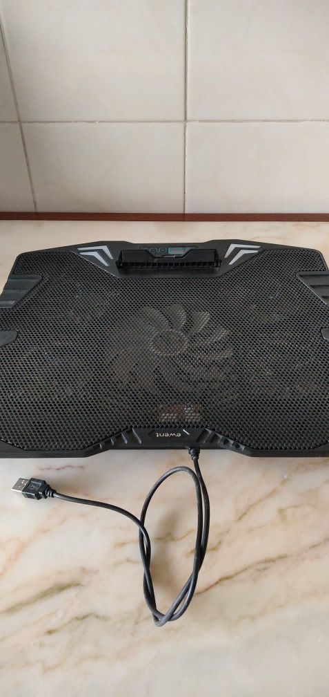 Base com ventilação para computador portátil