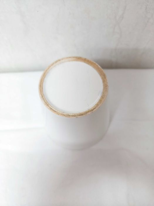 Vaso branco em cerâmica