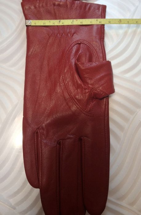 Женские кожаные перчатки