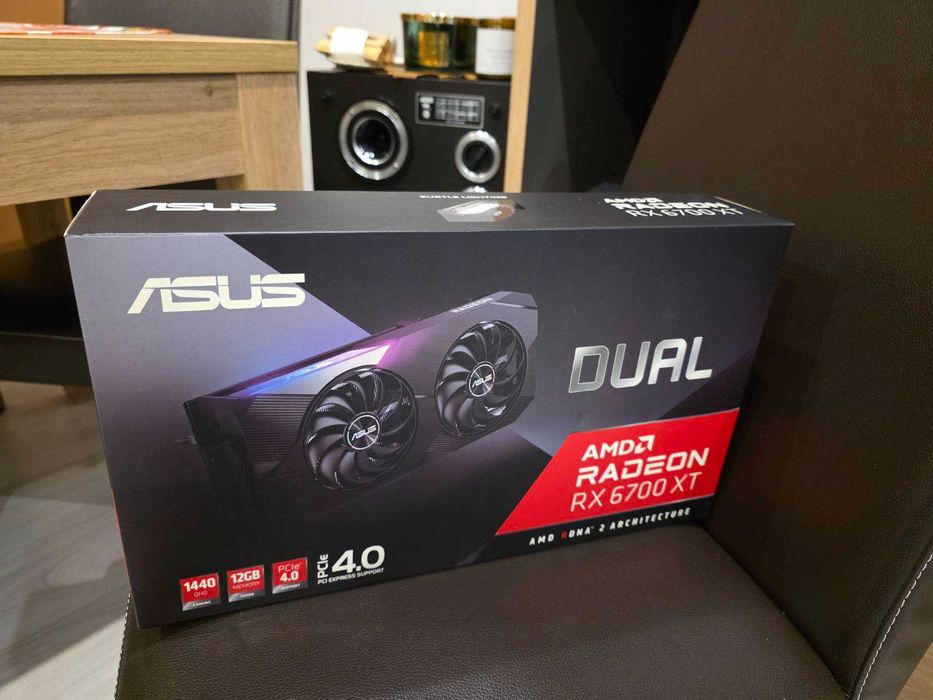 Karta graficzna ASUS Radeon RX 6700 XT