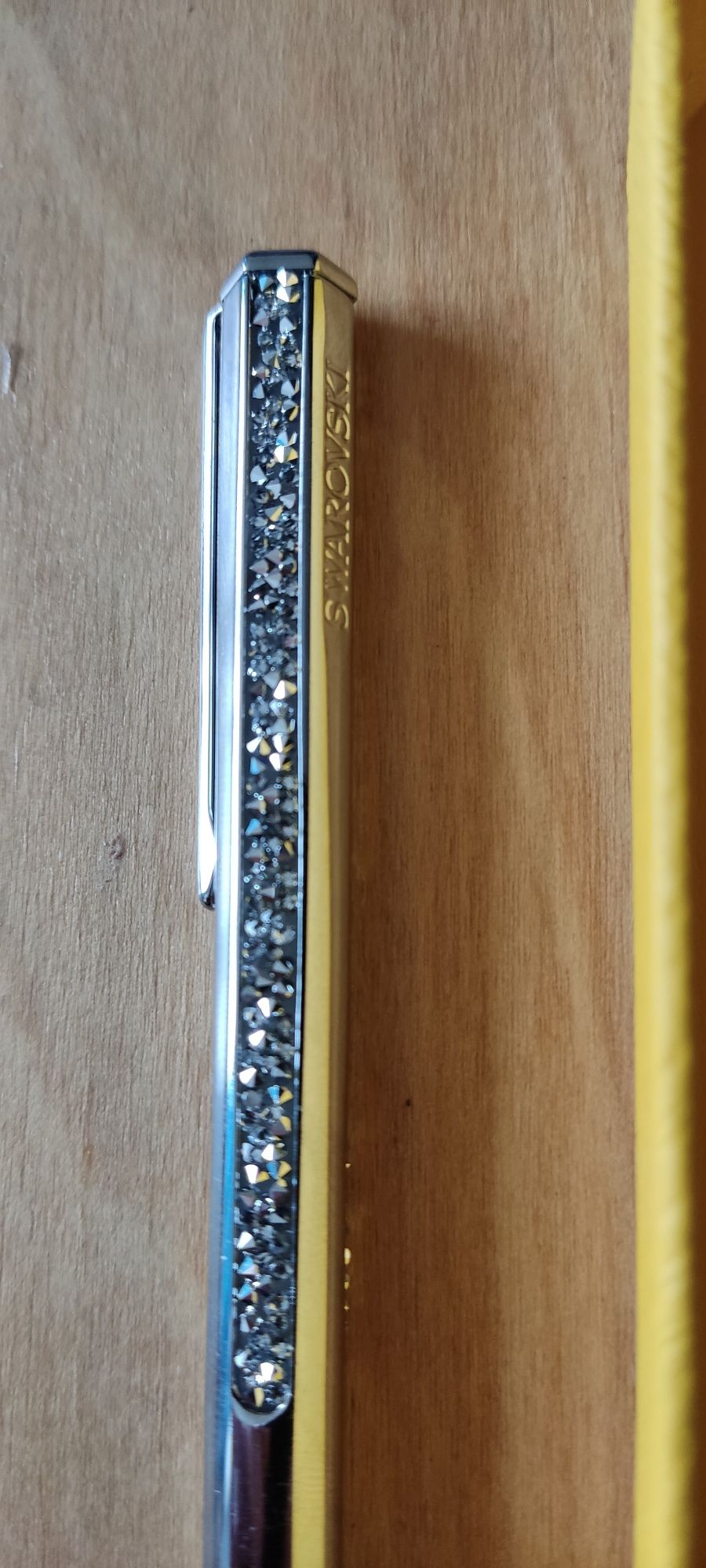 Ручка Swarovski. Нова.
