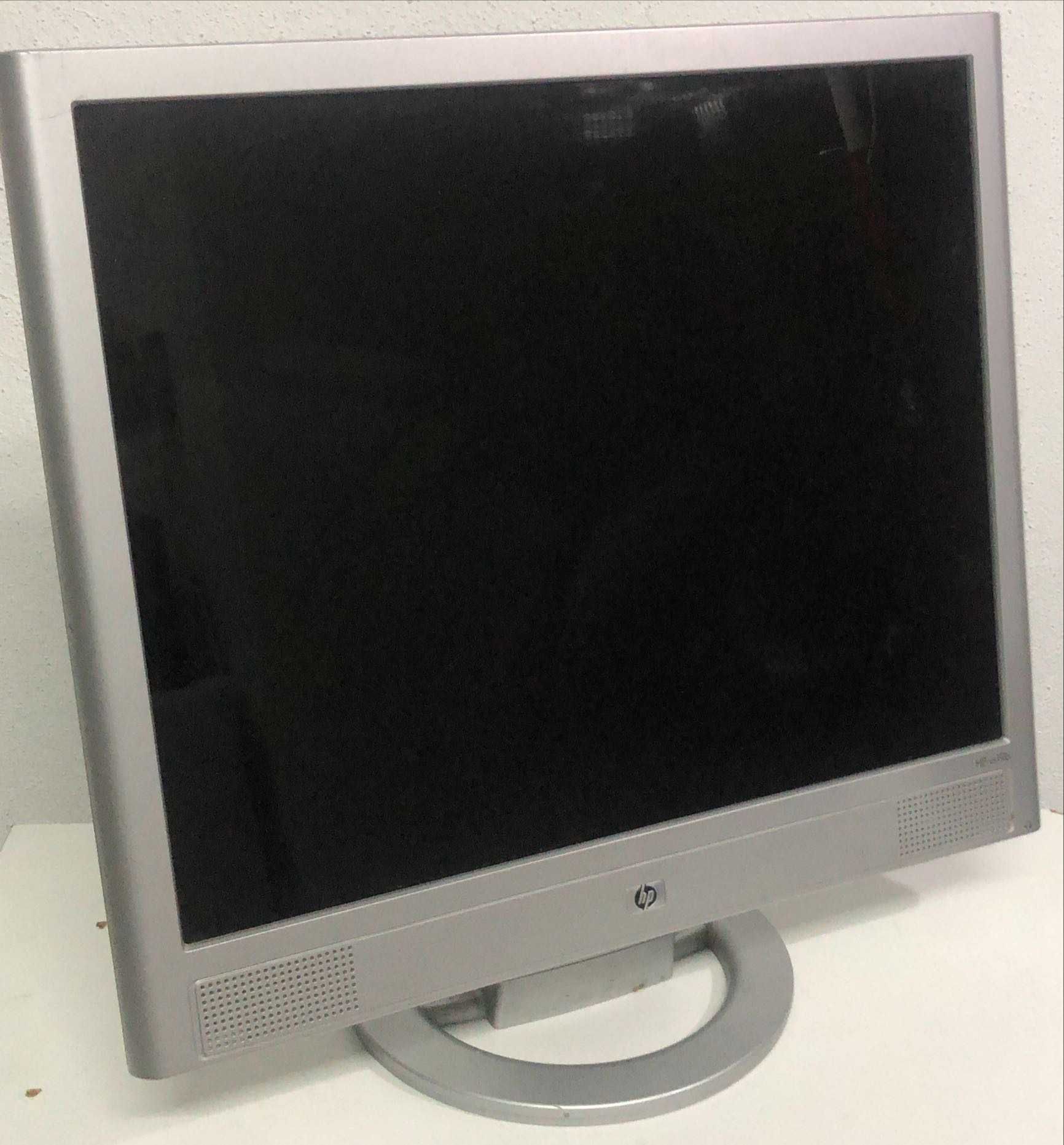 Monitor HP 15" Usado