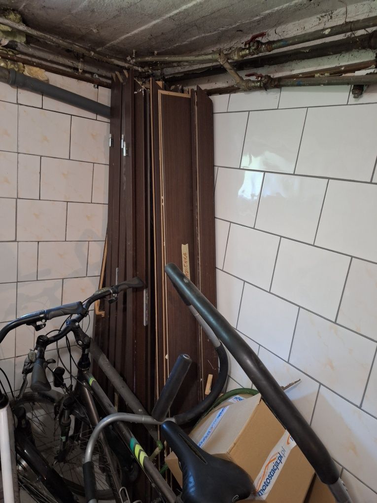 Drzwi wewnętrzne lokalowe 6 szt + ościeżnice