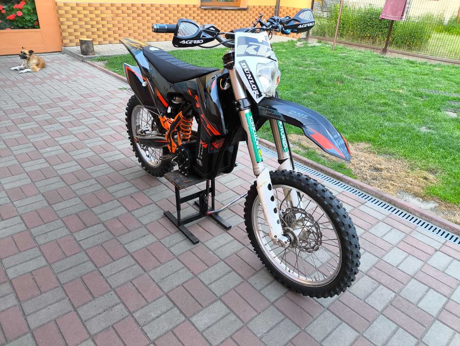 Elektryczny KTM 26KW, QS138 90H V3 + FARDRIVER 72680, AKU LG 72V 61Ah