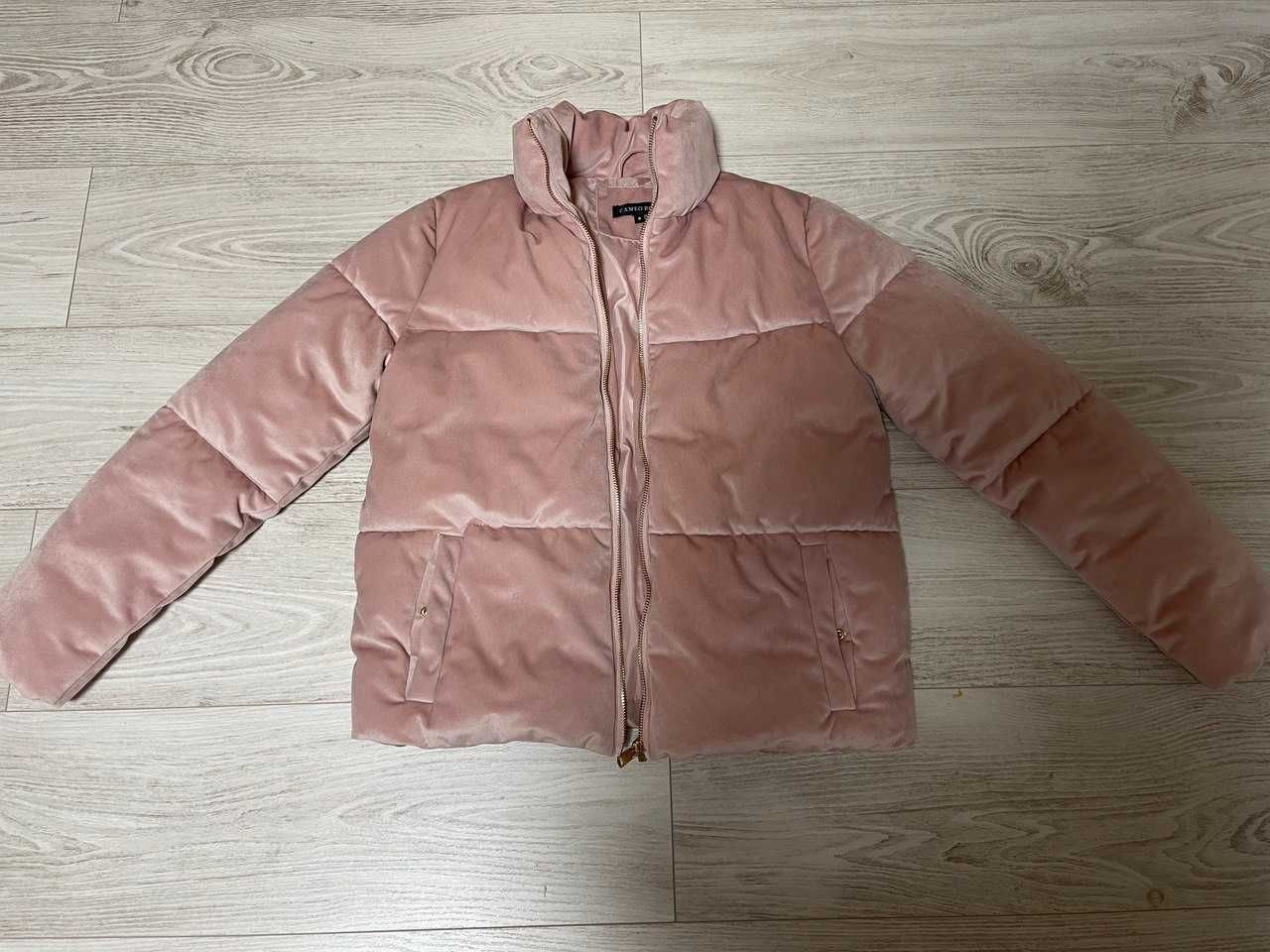 Куртка Розмір 42-44 стан нової Рожева
