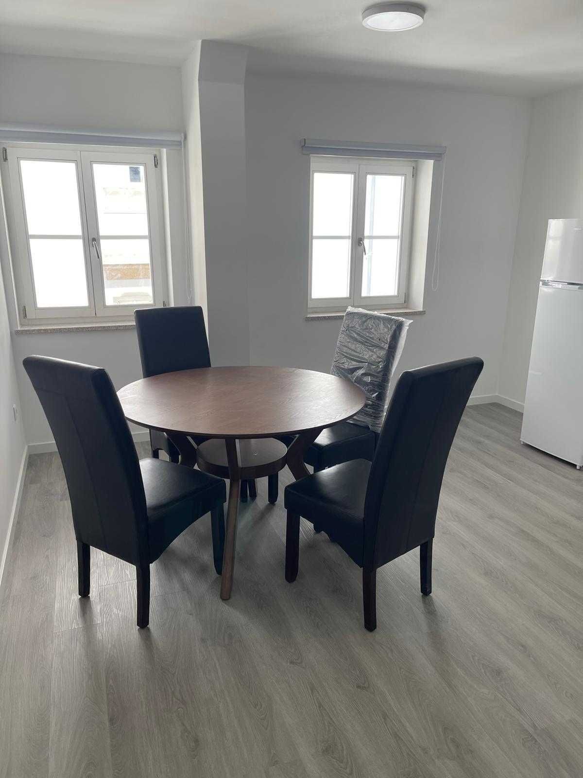 Aluguer de Apartamento T2 – Totalmente Renovado e Mobilado!